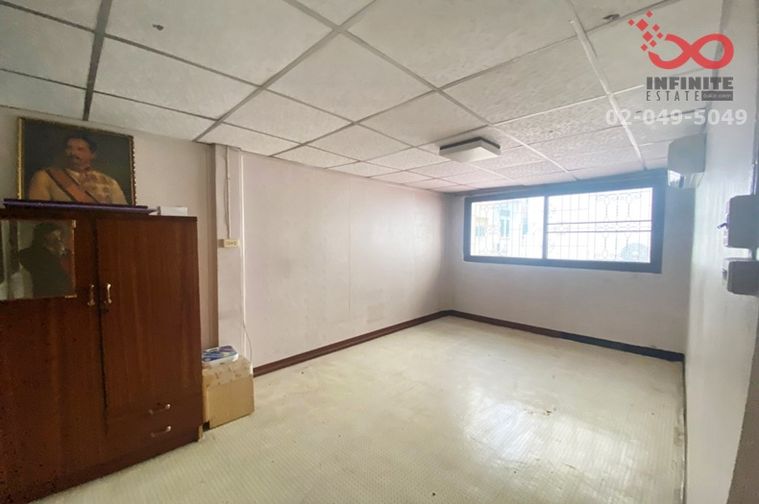 2-bed townhouse for sale, 18.4 sq wah, Yensuk Latphrao 87