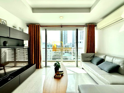 Condos for rent : Avenue 61 | Cozy 2 Bedroom Condo For Rent in Ekkamai Area - BR60829CD