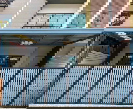 บ้านเช่า รัตนาธิเบศร์ เมืองนนทบุรี ใกล้รถไฟฟ้า MRT ห้างเซนทรัลรัตนาธิเบศร์ ศูนย์ราชการนนทบุรี แคราย เดินทางสะดวก ปลอดภัย ใกล้ทางด่วน ใจกลางเมืองนนท์