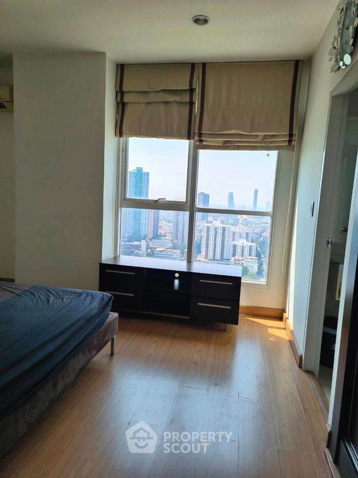 รูป คอนโด 2-ห้องนอน ที่ เดอะ คอมพลีท นราธิวาส ใกล้ ถนนนราธิวาสราชนครินทร์ (ID 1445555) - รูปที่ 8/12