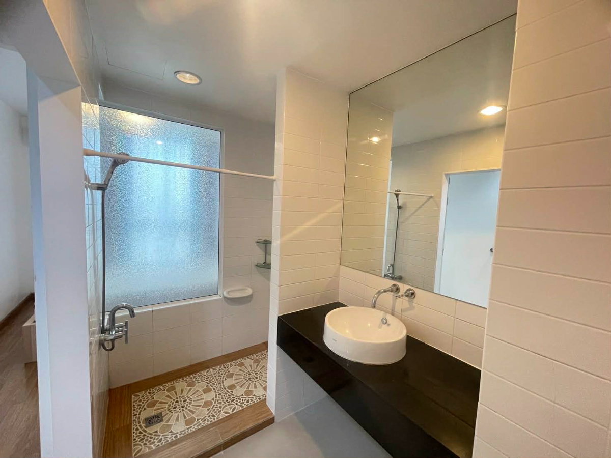 รูป 🔥 ห้องสวย วิวดี ทำเลปัง ใกล้ BTS ‼️ ปล่อยเช่าด่วน 🏢 Ideo Mix Sukhumvit 103 ห้องสวย น่าอยู่ จัดเต็มเฟอร์นิเจอร์และเครื่องใช้ไฟฟ้า - รูปที่ 3/10