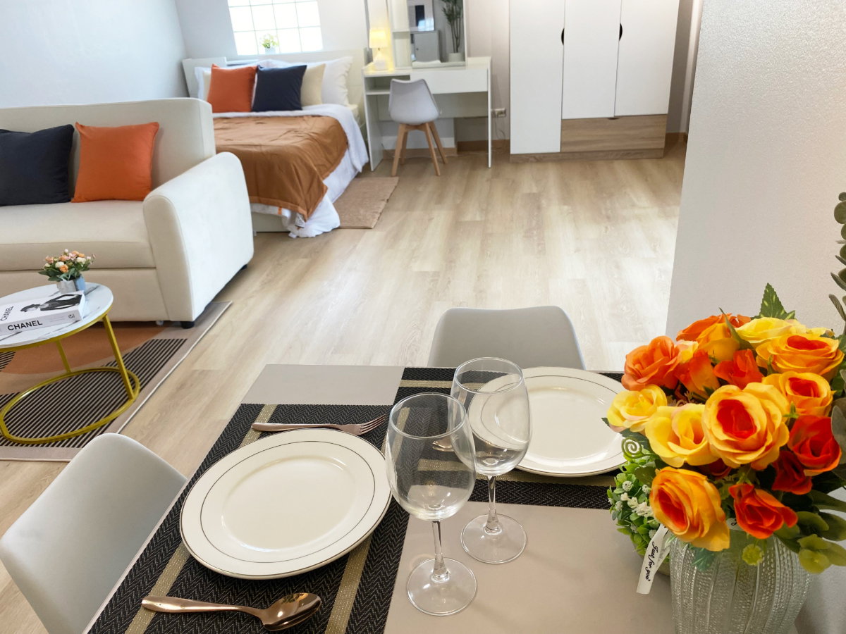 รูป 📌For Sale !!🔥ขายด่วน คอนโดห้องใหญ่ ใกล้รถไฟฟ้าเดอะมอลล์บางกะปิ ✅ลิฟวิ่งเพลส ลาดพร้าว 140 💥ราคาดีที่สุด !! - รูปที่ 7/13