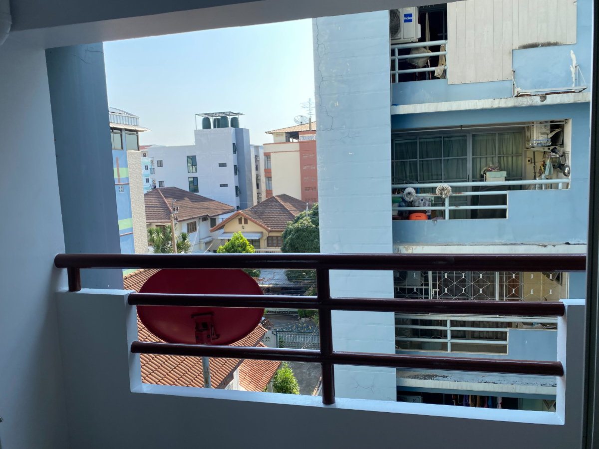 รูป 📌For Sale !!🔥ขายด่วน คอนโดห้องใหญ่ ใกล้รถไฟฟ้าเดอะมอลล์บางกะปิ ✅ลิฟวิ่งเพลส ลาดพร้าว 140 💥ราคาดีที่สุด !! - รูปที่ 13/13