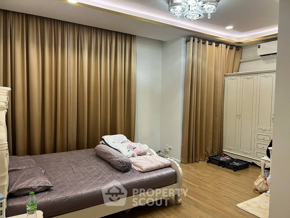 รูป ทาวน์เฮ้าส์ 3-ห้องนอน ใน คลองถนน (ID 2778269) - รูปที่ 10/19