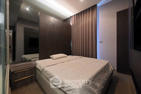 2-BR Condo at The Esse At Singha Complex near MRT Phetchaburi (ID 2373620)
