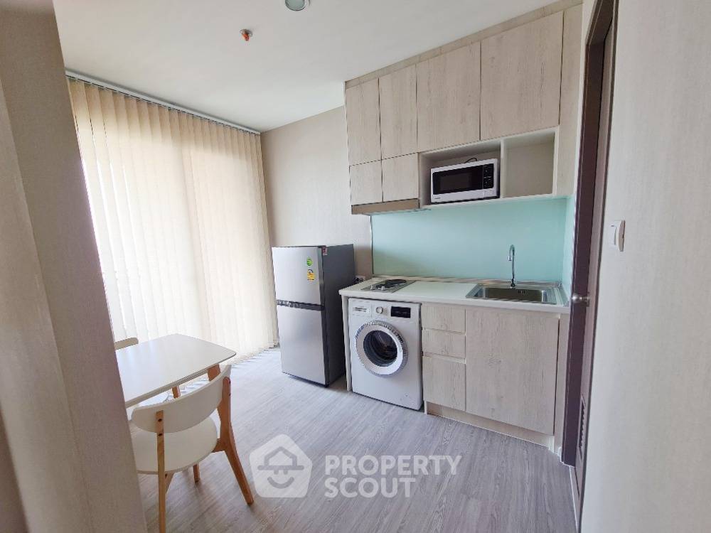 รูป คอนโด 1-ห้องนอน ที่ เจดับเบิ้ลยู สเตชั่น แอท รามอินทรา ใน มีนบุรี (ID 403590) - รูปที่ 2/6