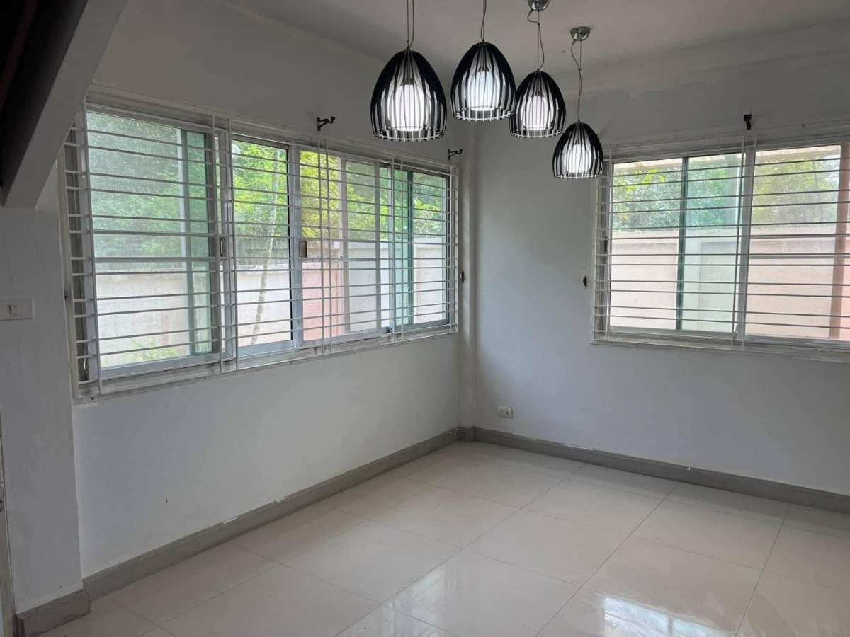 รูป 🚨 ขาย!!  บ้านเดี่ยว หมู่บ้านปาล์มสปริง3  เส้นสนามบินหาดใหญ่ ราคา 3.2 ล้าน ราคาต่ำกว่าประเมิน! | - รูปที่ 5/8