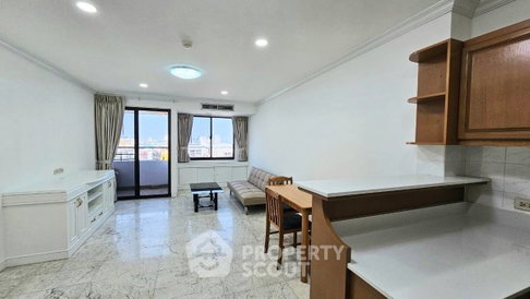 2-BR Condo at Siphaya River View Condominium near MRT Hua Lamphong (ID 2022022)