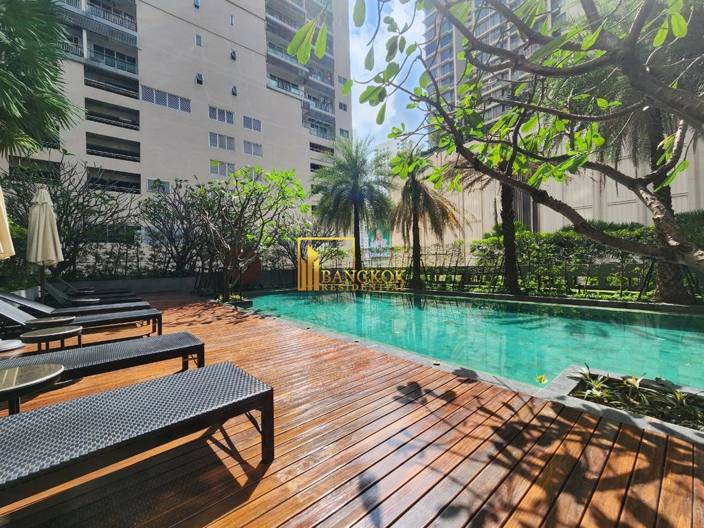 รูป The Room 21 | Modern 2 Bed Duplex Condo With Large Outdoor Terrace - BR6635CD - รูปที่ 25/35