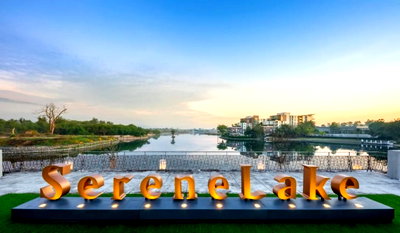 Houses for sale : 🔥 FOR SALE🔥 Luxury Lakeside Villa at Serene Lake, Chiang Mai