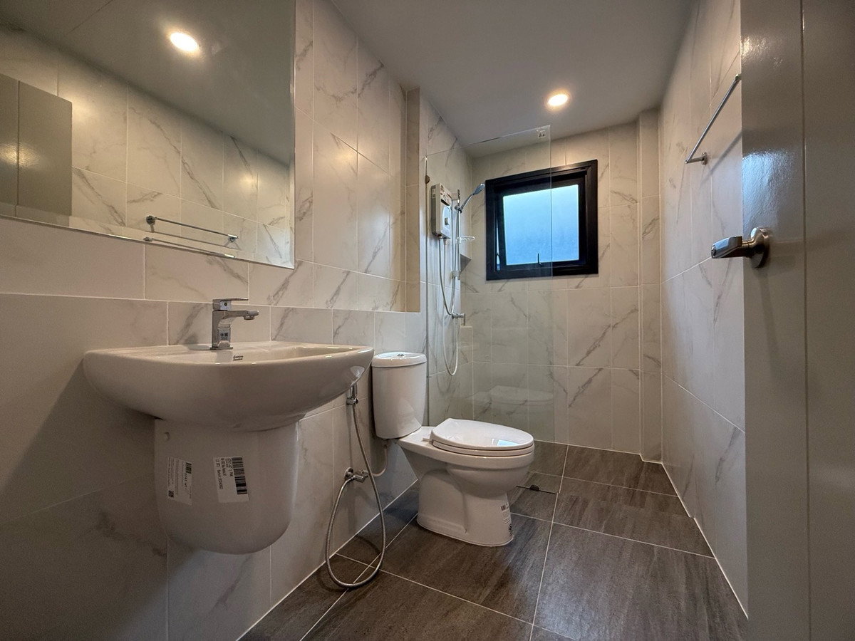 รูป WS6984 🏡 บ้านใหม่แกะกล่อง  Centro พหลฯ – วิภาวดี 3  ใกล้ รพ.เปาโลรังสิต เพียง 1.7 กม. เพียง 45,000 บาท/เดือน  - รูปที่ 17/17