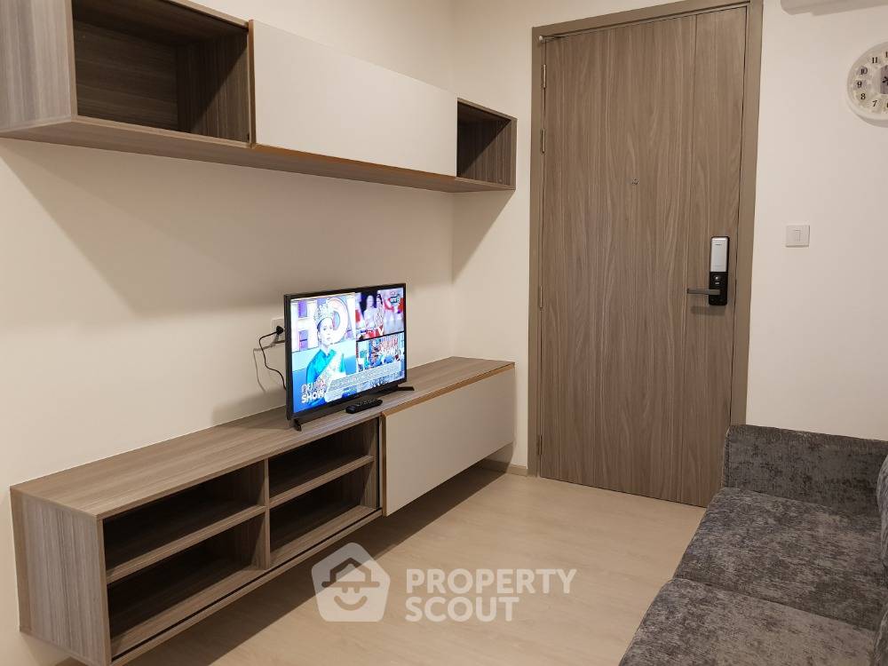 picture 1-BR Condo at Knightsbridge Phaholyothin Interchange in Anusawari (ID 392201) - 2/24
