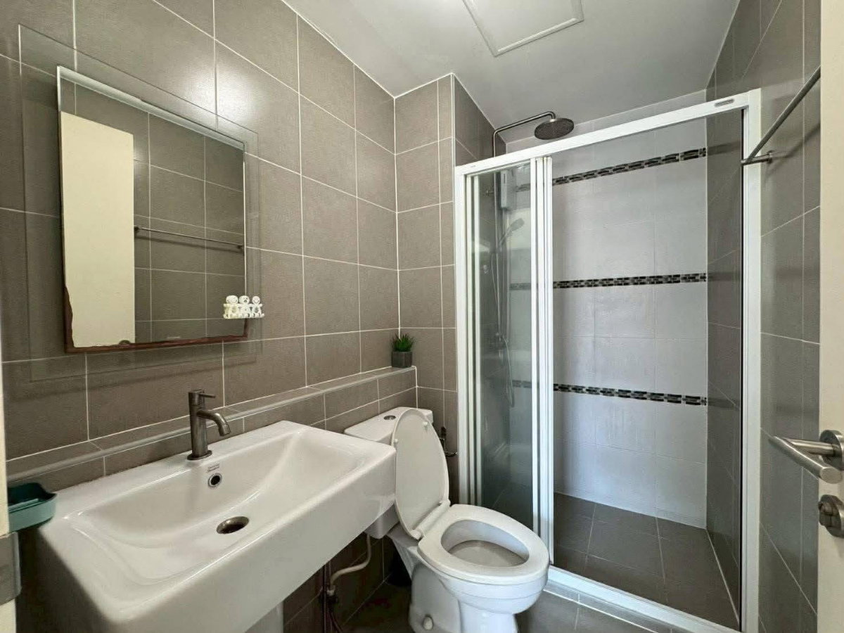 picture Condo for Rent: D Condo Sign size  30 sq.m. 7th Floor Building C - 9/14