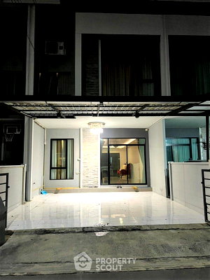 ทาวน์โฮม กรุงเทพมหานคร : ทาวน์เฮ้าส์ 3-ห้องนอน ใน คลองถนน (ID 2778269)