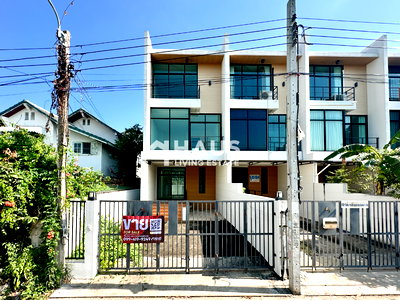 Townhouses for sale Boromratchachonnani Nursing College : NGAM TownHome / 3 Bedrooms #TNGM030