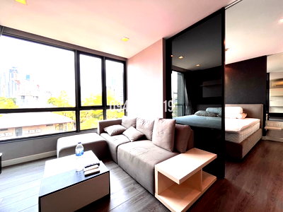 เช่าคอนโด บิ๊กซี เอ็กซ์ตร้า พระราม 4 : The room sukhumvit 40 ☎️big 1 bed 43 sqm ‼️only 20k/month‼️no block view NOW AVAILABLE 🔆✅