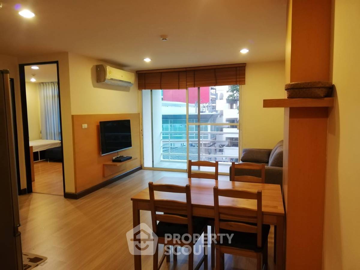 รูป คอนโด 2-ห้องนอน ที่ ดิ แอมมิธิส สุขุมวิท 39 ใกล้ BTS พร้อมพงษ์ (ID 2779018) - รูปที่ 3/6