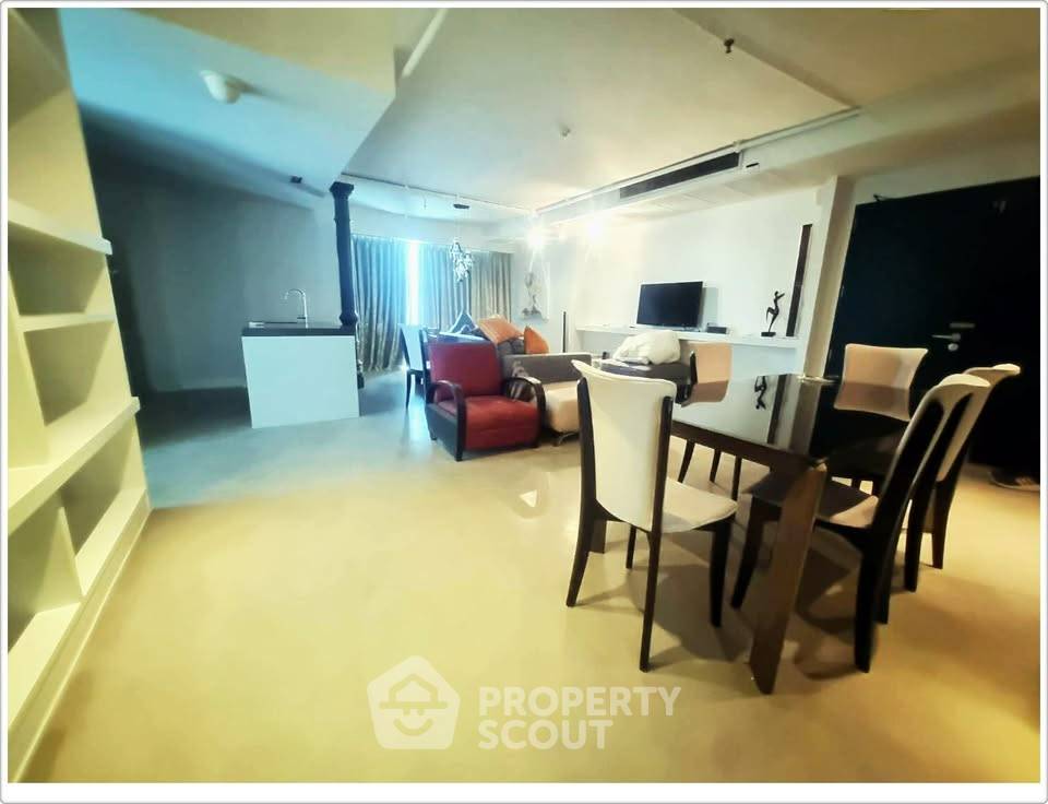 รูป คอนโด 2-ห้องนอน ที่ เออร์บานา หลังสวน คอนโดมิเนียม ใกล้ BTS ราชดำริ (ID 2776754) - รูปที่ 3/3