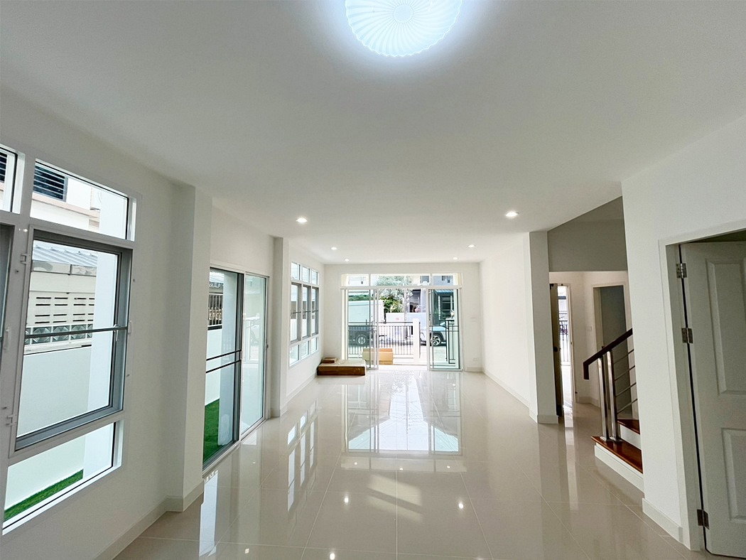 รูป Call : 082-661-4789 หมู่บ้านชิชากร 2 บางใหญ่ บ้านรีโนเวทใหม่ทั้งหลัง 4 ห้องนอน 3 ห้องน้ำ ทำเลทองติดถนนกาญจนาภิเษก ใกล้เซ็นทรัลเวสต์เกต เพียง 3.5 กม. - รูปที่ 5/14