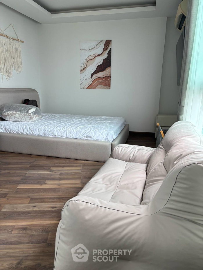 picture 1-BR Condo For Rent, The Peak Towers, Phratamnak (9th Floor) (ID 2779845) - 12/17