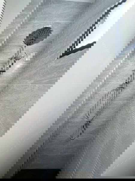 รูป บ้านเดี่ยวสร้างใหม่ ใกล้โรงเรียนศรีสุวิช ทำเลดี พร้อมเข้าอยู่ - รูปที่ 13/18