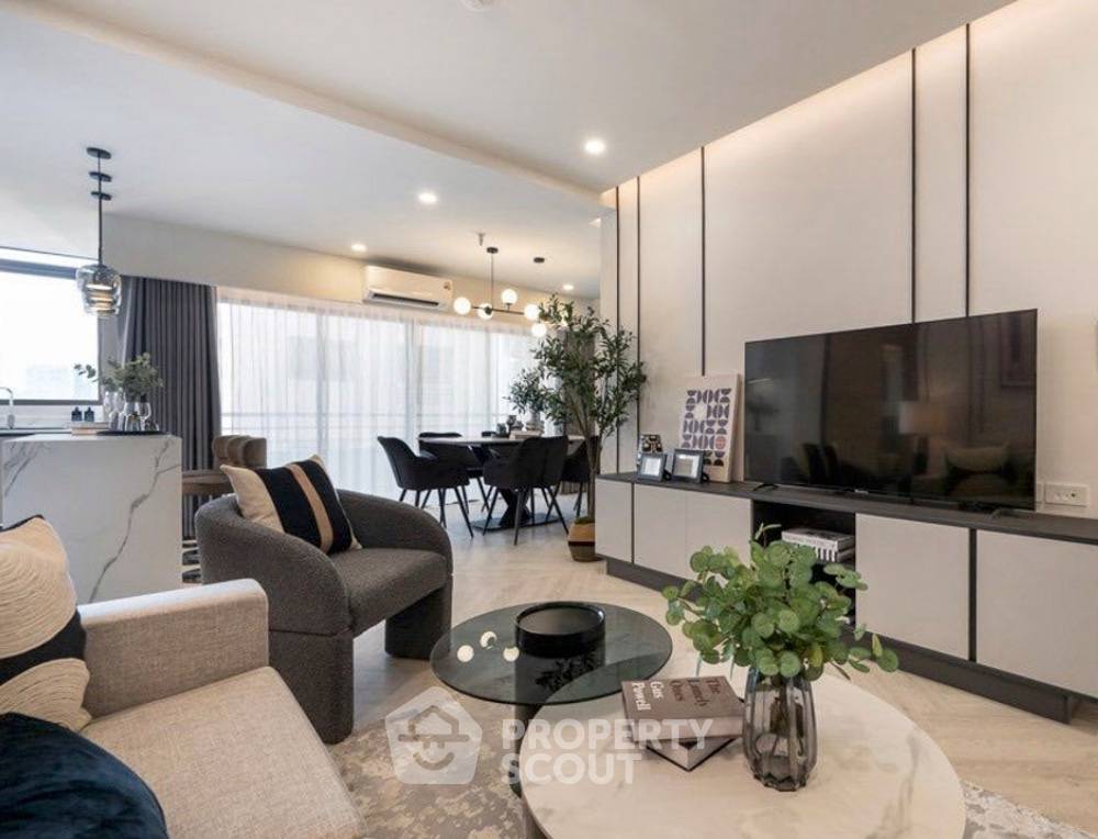 picture 2-BR Condo at Top View Tower Condominium near BTS Thong Lor (ID 2775910) - 2/7