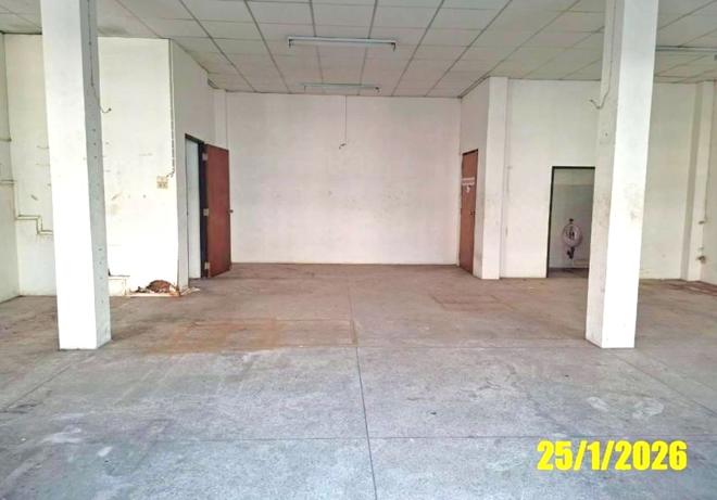 picture OFFICE 326.7 Sq.w. Krathum Baen Samut Sakhon for 17.5M - 3/56