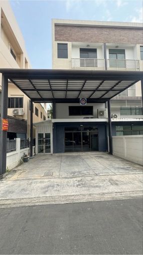 💥CP-10577💥ให้เช่า โฮมออฟฟิศ 4 ชั้น  ดิสทริค เอกมัย - รามอินทรา 👉แอดไลน์ @rangrak