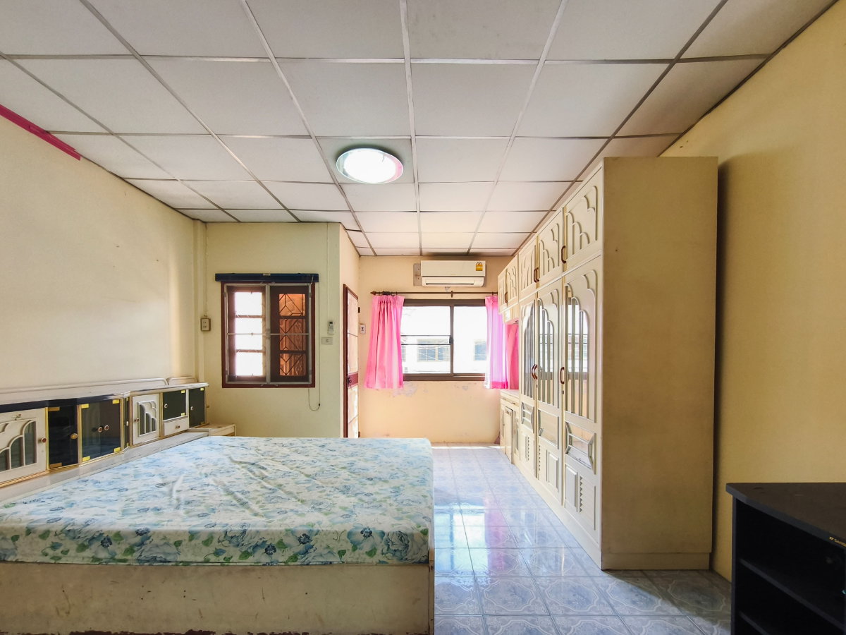 รูป  HUB-550 🚨ด่วน!! ทาวน์เฮ้าส์ 2 ชั้น🚨 ใกล้สถานี บางซื่อ เพียง 700 เมตร "หมู่บ้านวิมานทิพย์" เพียง 2.29 ล้าน ทำเลทองย่านบางซื่อ *0659174222* - รูปที่ 5/17