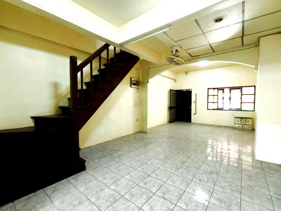 ทาวน์โฮม กรุงเทพมหานคร :  HUB-550 🚨ด่วน!! ทาวน์เฮ้าส์ 2 ชั้น🚨 ใกล้สถานี บางซื่อ เพียง 700 เมตร "หมู่บ้านวิมานทิพย์" เพียง 2.29 ล้าน ทำเลทองย่านบางซื่อ *0659174222*