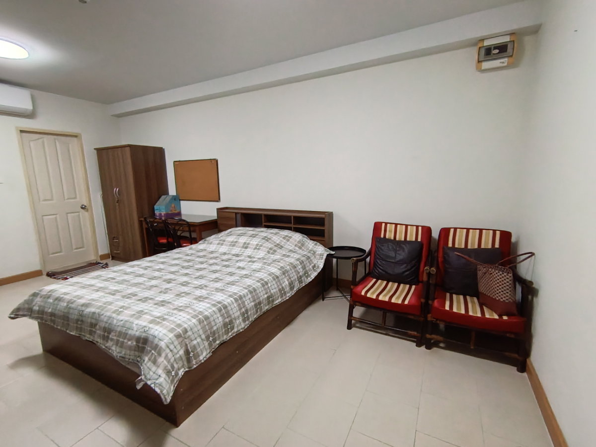 picture studio for rent suphalai ratchada pinklao - 5/5