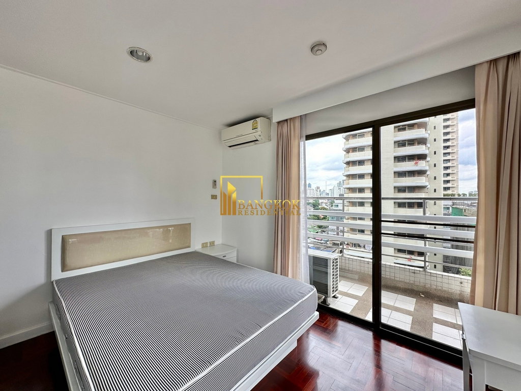 picture Richmond Palace | Great Value 3 Bedroom Condo in Phrom Phong - BR17253CD - 16/38