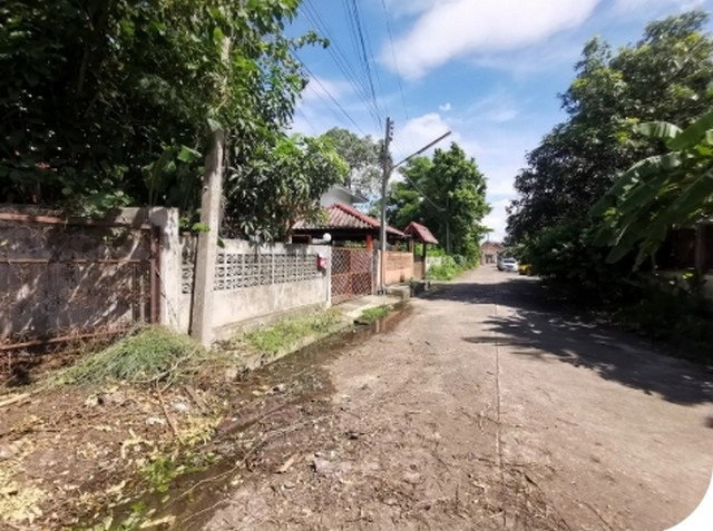 picture FOR SALE  HOUSE PROPERTY  1075000 BAHT. - 2/8