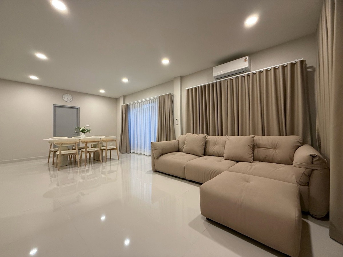 รูป WS6984 🏡 บ้านใหม่แกะกล่อง  Centro พหลฯ – วิภาวดี 3  ใกล้ รพ.เปาโลรังสิต เพียง 1.7 กม. เพียง 45,000 บาท/เดือน  - รูปที่ 3/17