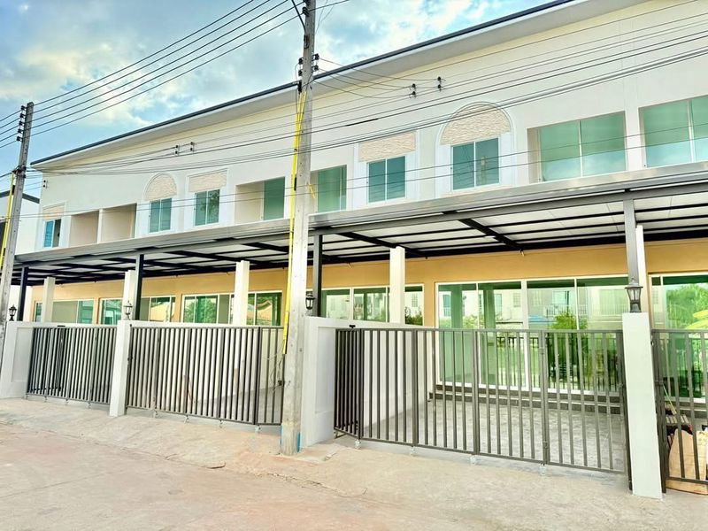 รูป ขายทาวน์โฮมพัทยา มินิมอลโฮมมี่ ใกล้อ่างมาบประชัน ฟีลอบอุ่น พร้อมอยู่ - รูปที่ 2/15