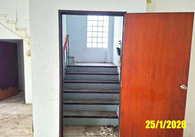 picture OFFICE 326.7 Sq.w. Krathum Baen Samut Sakhon for 17.5M - 13/56