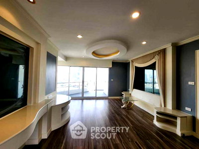 เช่าคอนโด โรบินสัน บางรัก : คอนโด 1-ห้องนอน ที่ สายชล แมนชั่น ใกล้ BTS สะพานตากสิน (ID 2774564)