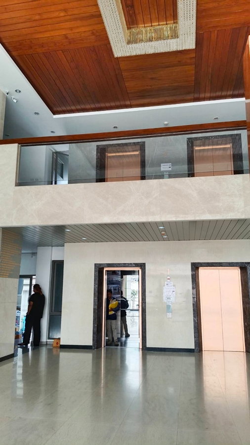 picture Office 60-138 sqm. in Building near MRT Sutthisan For Rent - 2/5