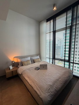 The Lofts Asoke ห้องสวย ราคาดี สอบถามเพิ่มเติมได้ที่ Line @condorental