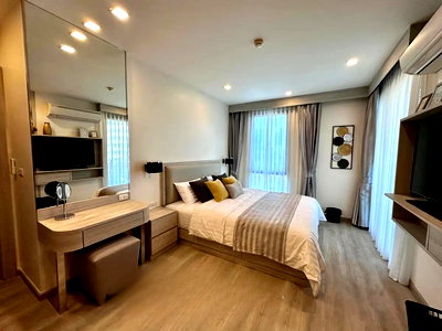 เช่าคอนโด พร้อมพงษ์ : [ห้องหรู 3 นอน วิวเมืองสวย P-48849] ทราเพโซ สุขุมวิท 16 ไซส์ใหญ่ 143 ตรม. ใกล้ MRT ศูนย์สิริกิติ์ 80,000 บาท | line @easythaihome 085-592-2897