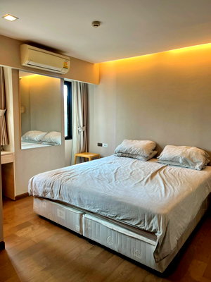 Condos for rent Phrom Phong : For rent: Tidy Condominium Thonglor 17, corner unit on the 5th floor, just 100 meters from the entrance of Thonglor Soi 17, near The Commons.