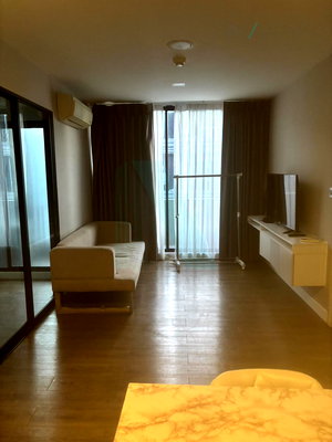 Condos for rent Sarasas Witaed Minburi School : For Rent Condo ESTA BLISS Building , Floor 7,2 bed room, Room size 42 sqm