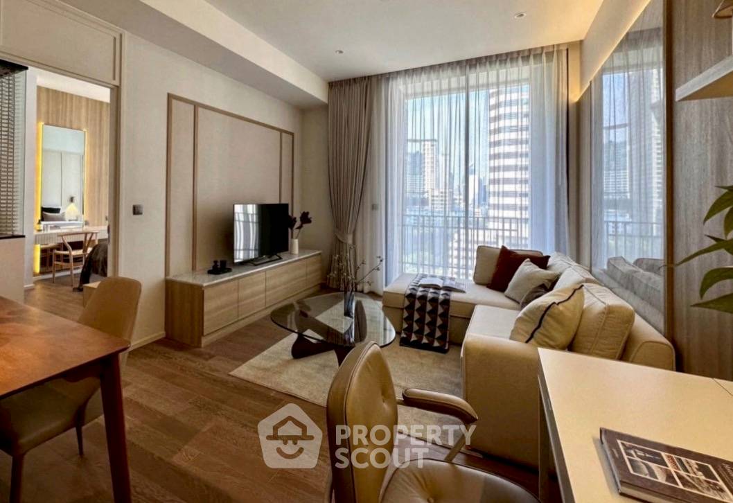 picture 1-BR Condo at Muniq Langsuan near BTS Ratchadamri (ID 2776153) - 1/5