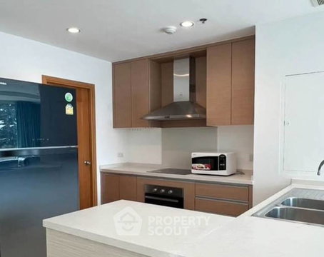 3-BR Condo at The Empire Place near BTS Saint Louis (ID 2348798)