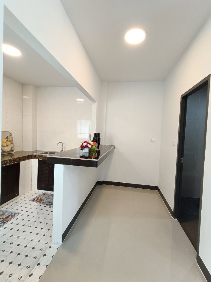 รูป ลาดกระบัง  หนองจอก ฉลองกรุง หมู่บ้านราชพฤกษ์ นัดชมบ้าน 085-318-6868 คุณวา - รูปที่ 9/23