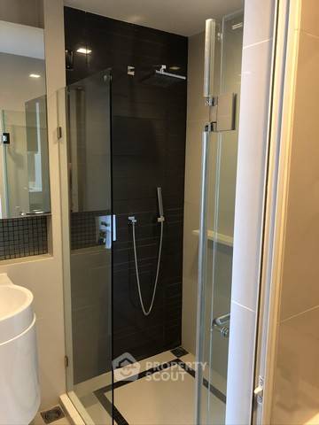 รูป คอนโด 1-ห้องนอน ที่ ริธึ่ม สาทร ใกล้ BTS สะพานตากสิน (ID 435511) - รูปที่ 2/11