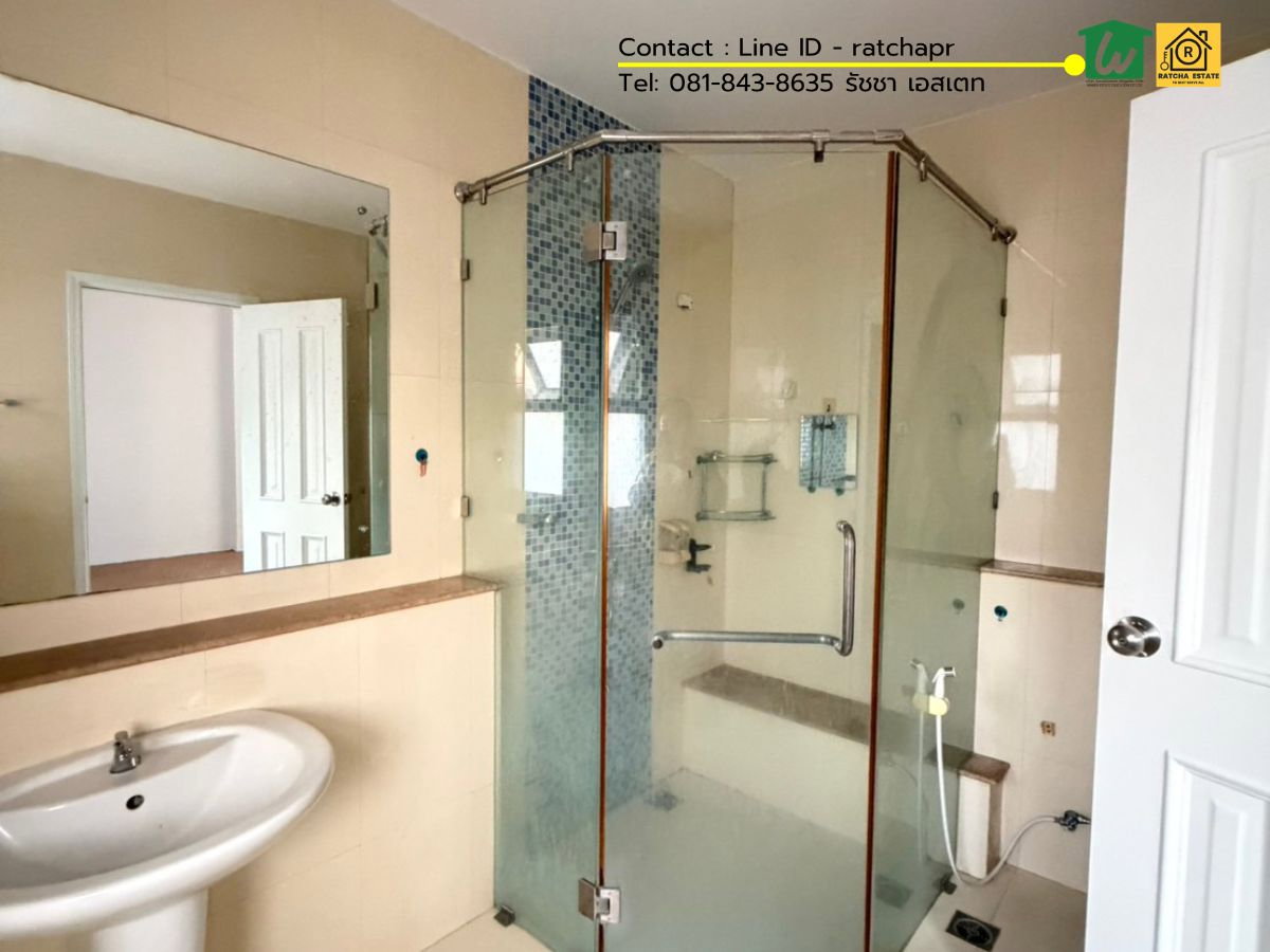 รูป ให้เช่าทาวน์โฮมหรู หมู่บ้าน Urban Sathorn หลังริม 3 ชั้น พร้อมอยู่ ติดถนนราชพฤกษ์ ใกล้ BTS บางหว้า| เดินทางสาทรง่าย| ใกล้โรงเรียนนานาชาติ - รูปที่ 13/17