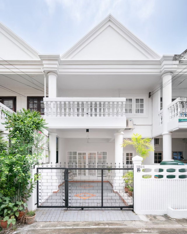รูป 🏡 บ้านเดี่ยว 3 ห้องนอน ใกล้ 🚆 BTS แบริ่ง เพียง 200 เมตร ใกล้โรงเรียนนานาชาติ - รูปที่ 1/19
