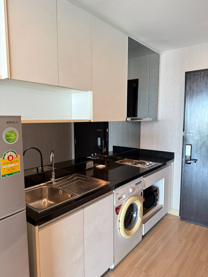 รูป ให้เช่า สกายวอล์ค เรสซิเดนซ์ กว้างขวาง 1 ห้องนอน 40 ตรม วิวเมือง ไม่บล็อค ใกล้ BTS พระโขนง - รูปที่ 10/23