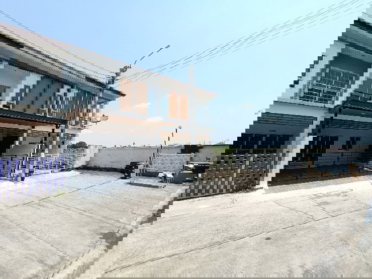 รูป ลาดกระบัง  หนองจอก ฉลองกรุง หมู่บ้านราชพฤกษ์ นัดชมบ้าน 085-318-6868 คุณวา - รูปที่ 2/23